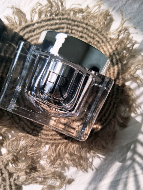 女人想要皮肤更好，盘点5款好用的抗老护肤品，轻松养出好肌肤