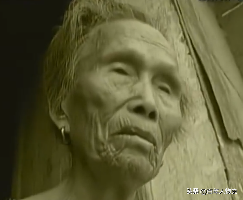 湖南83岁失明老妇住猪圈，4个子女不管不顾，儿子：住猪圈挺好的