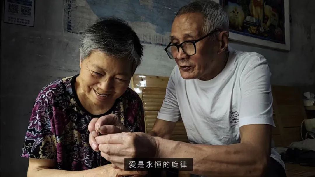 罗大佑再唱《爱的箴言》，这支推广曲为什么让无数人泪目？