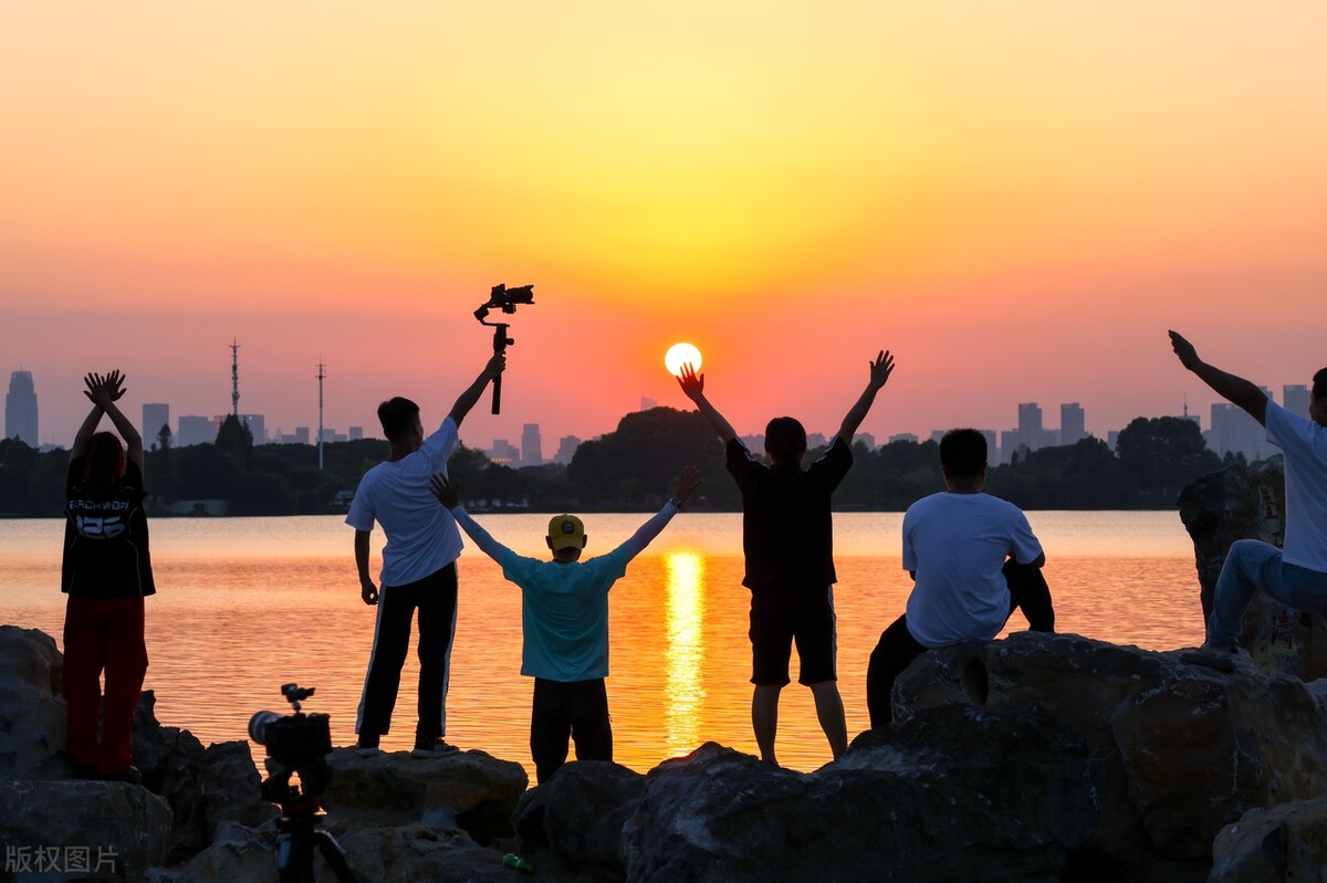 幸福到万家——小人物往往也有大智慧