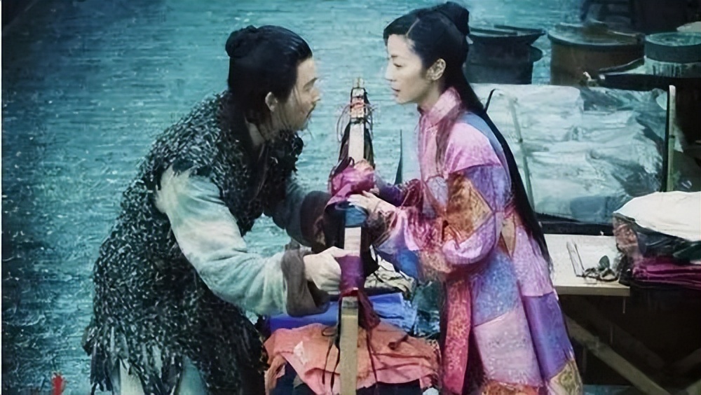 重温中国武侠遗珠《剑雨》，回味江湖独特的浪漫