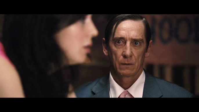 让人肾上腺飙升的电影，全程高能炸裂，将人性的肮脏扒的一丝不剩