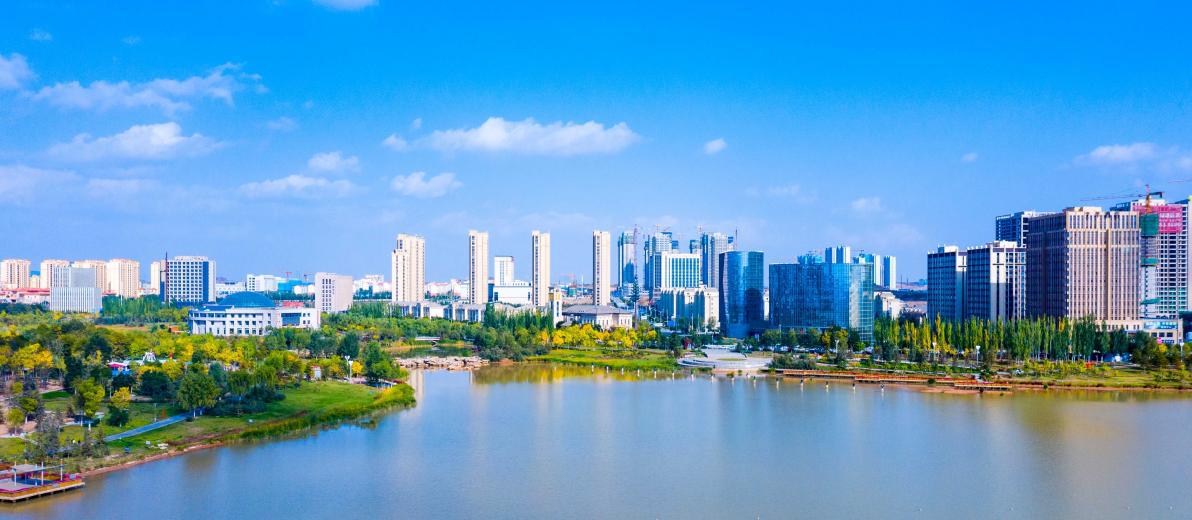 港澳委员看甘肃丨陈丽辉（香港）:一路西行，绕不开的&ldquo;绿水蓝天&rdquo;&hellip;&hellip;