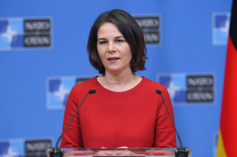 ���ⳤ���ºݻ�������½��̨�����ֽ�������Ӧ���з���û�ʸ����