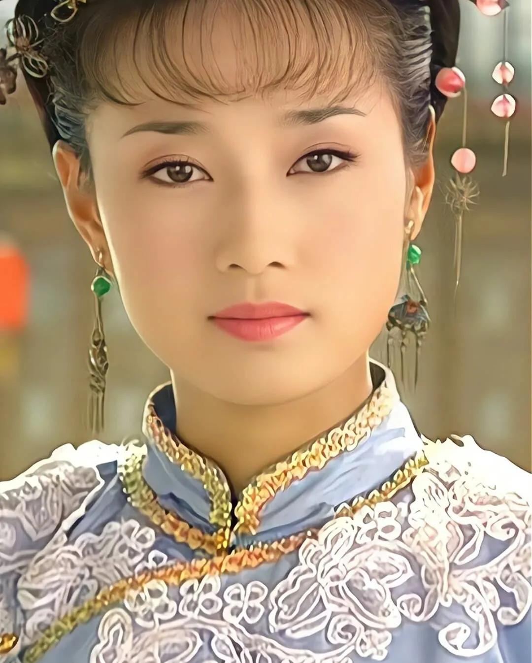 马伊琍版的紫薇也很漂亮，就是为什么最后和知画成为了闺蜜？