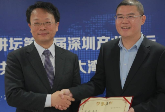 清华更换“掌门人”，性格果敢履历不凡，或许能改变人才外流情况