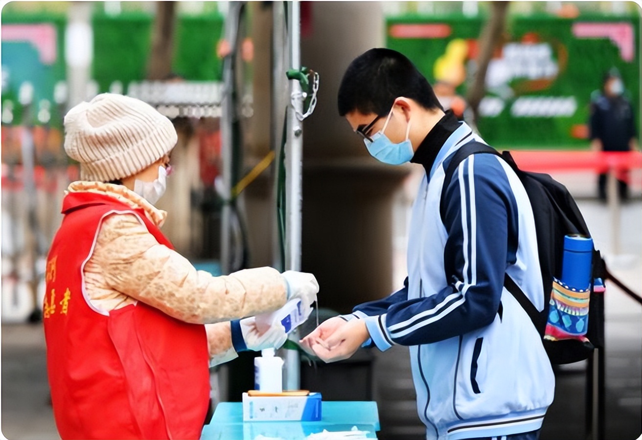 2022理工类大学排名更新，天大反超哈工大表现出色，北航无缘前5