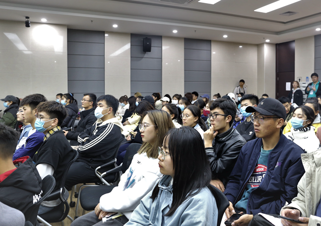 西北大学文学系吴克敬，因获文学奖受争议，一句话得罪所有女人