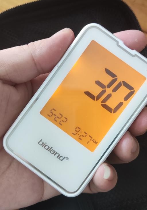 血糖监测专家 爱奥乐家用血糖仪让你心里更有数