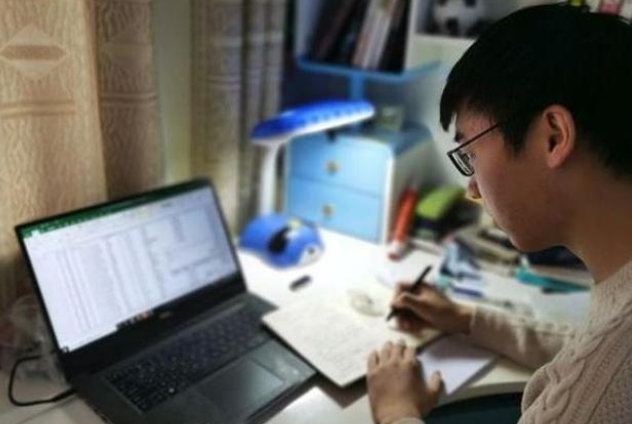 没文化连网都蹭不上，大学食堂WiFi密码火了，学渣：是我高攀了