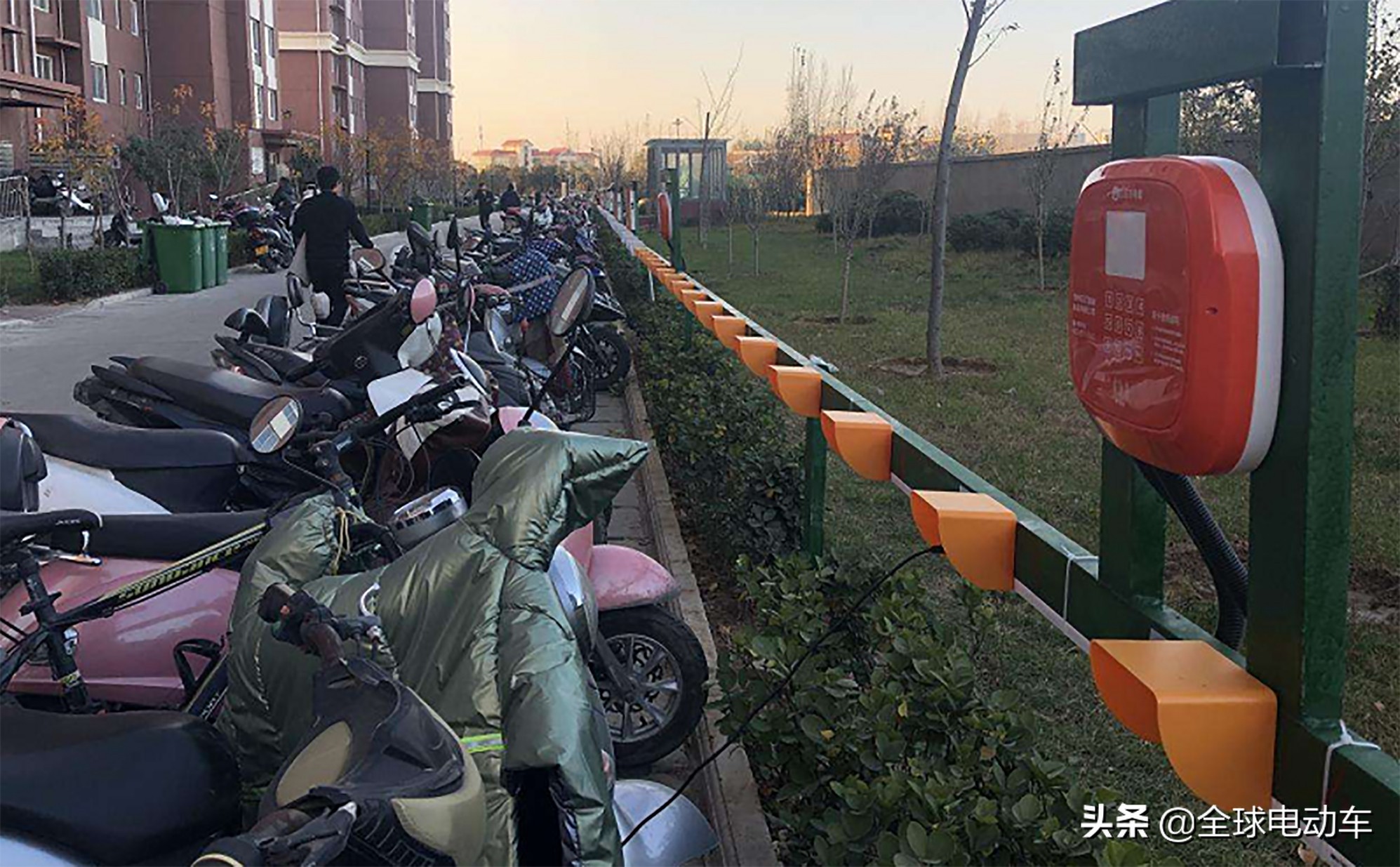 放久的电瓶如何恢复充电（四个小妙招让放久电瓶恢复充电）