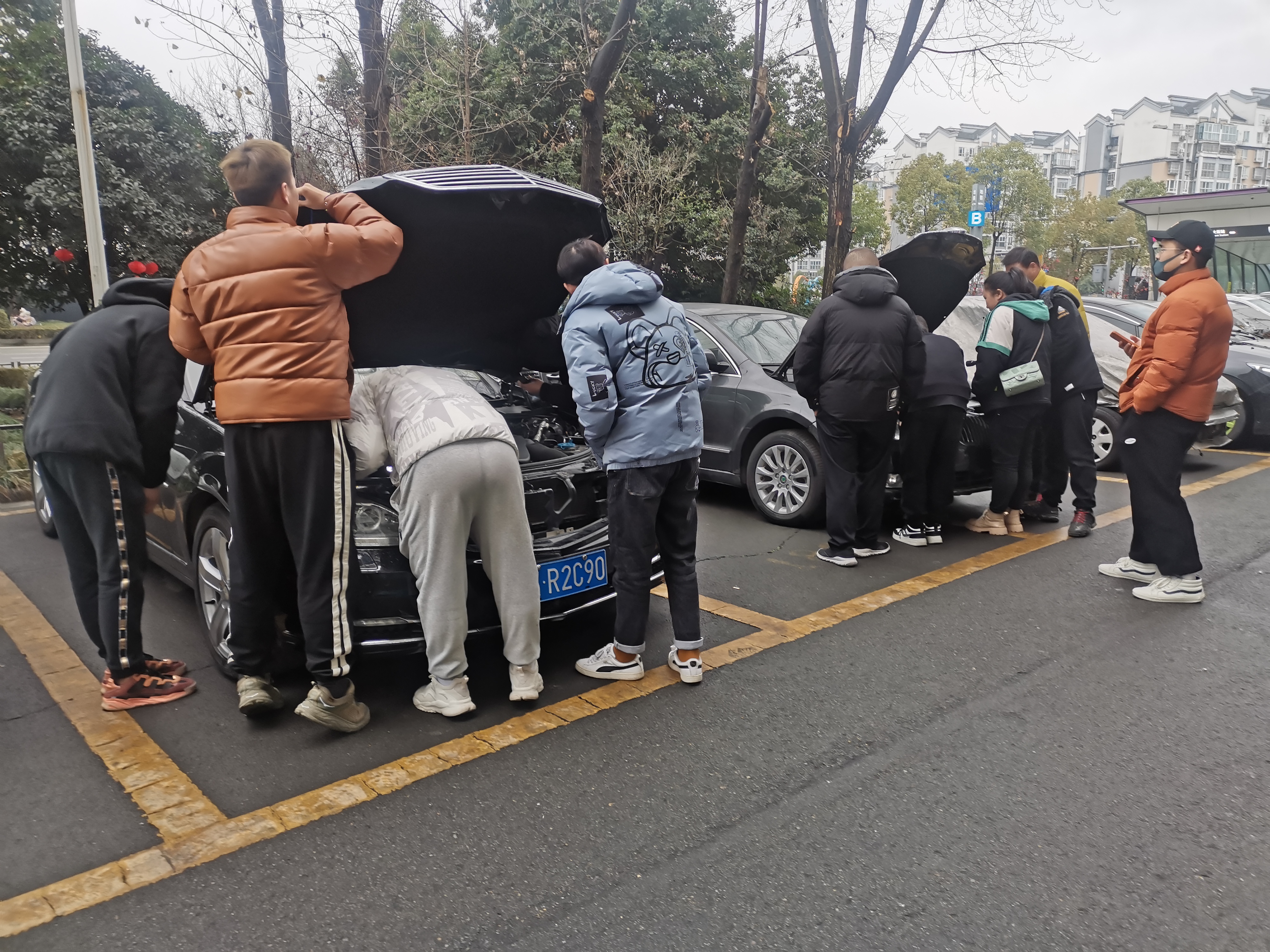 用知識給自己加油！二手車評估師就是一個香餑餑