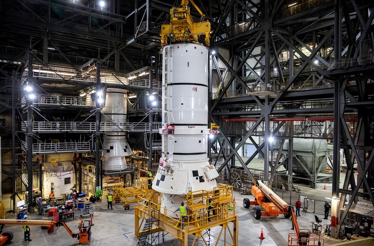 Ժʿ͸¶йƣй¸ó壬սǿд