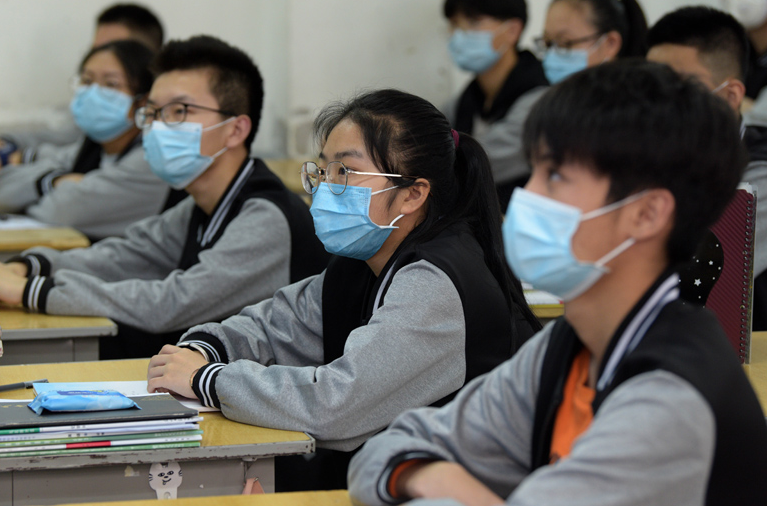 20万考生选择日语的背后，隐藏着一条高考“捷径”，最后赢家是谁