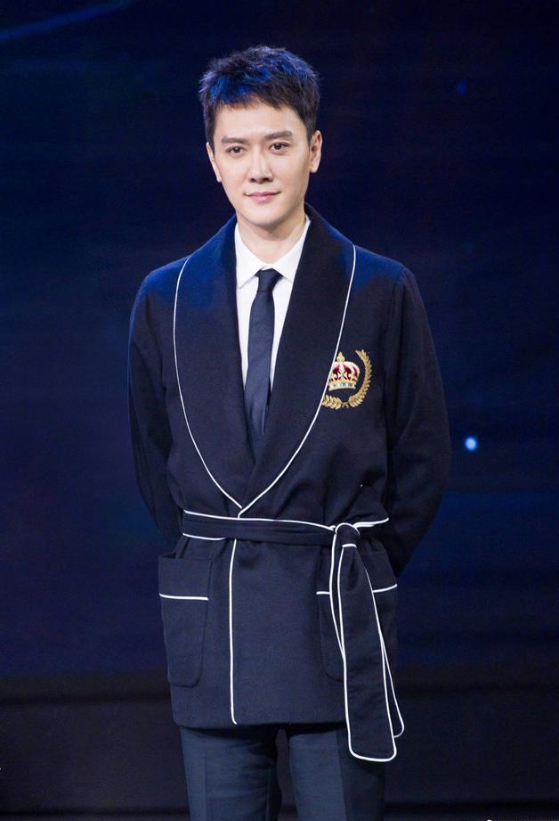 男星衣品—冯绍峰（一）