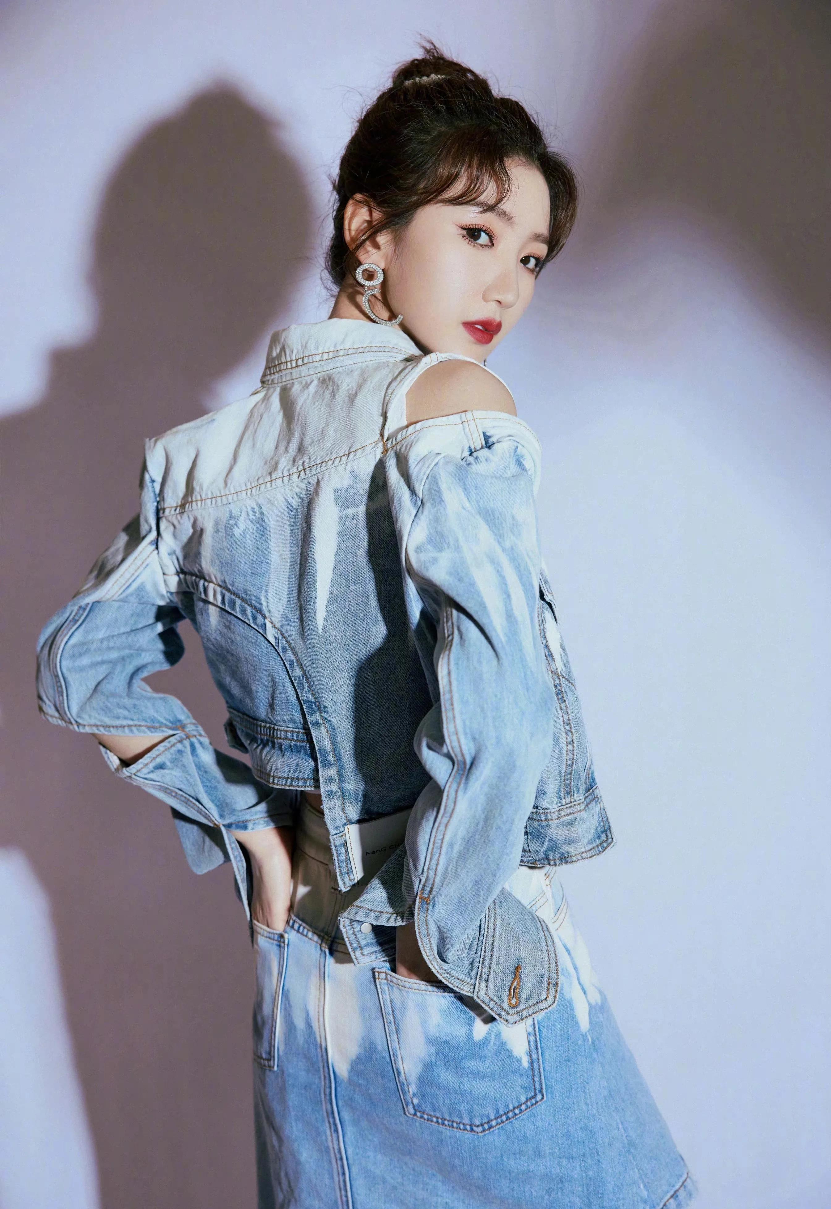 毛晓彤绝美壁纸