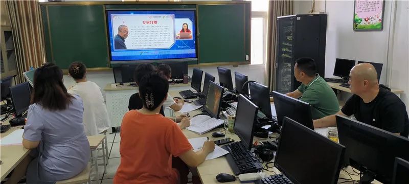 学习新课标 对标新课堂——合肥市四河小学开展学习新课标活动