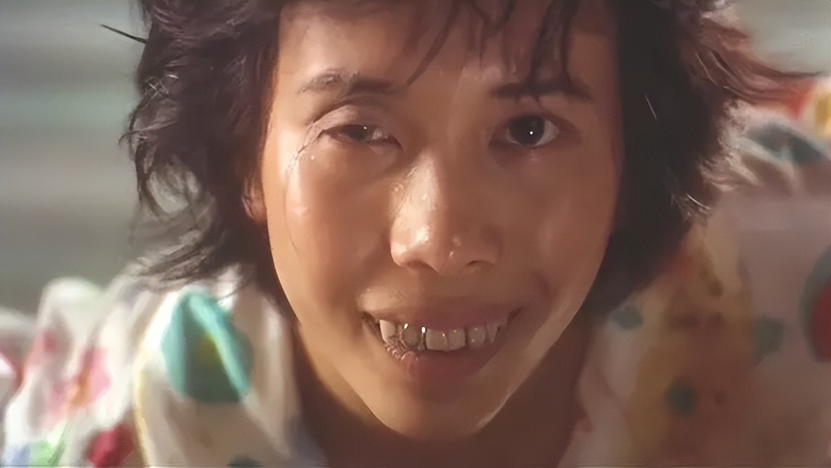 明明是美女，但为演戏都豁出去了！这10个女星的造型，个个辣眼睛