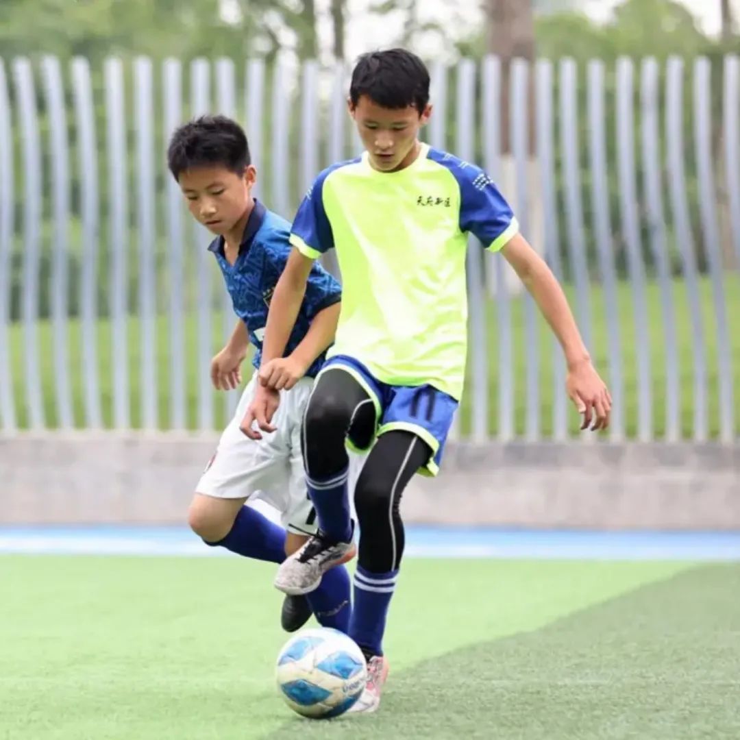 大林小学参加2022年第二届“天府杯”校园足球总决赛取得优异成绩