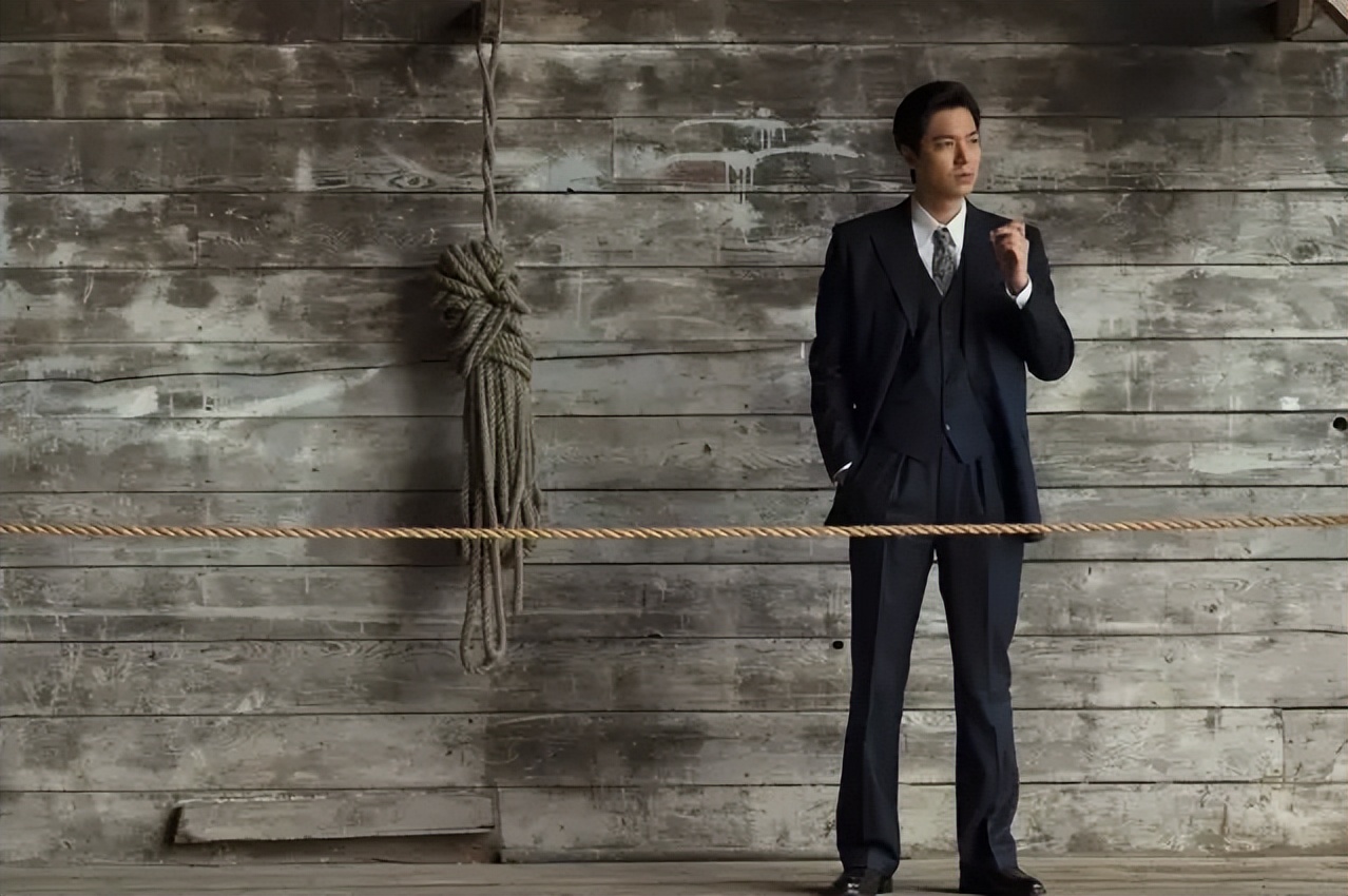 韩剧《柏青哥》:李敏镐一改暖男形象,冷酷无情的形象让人害怕