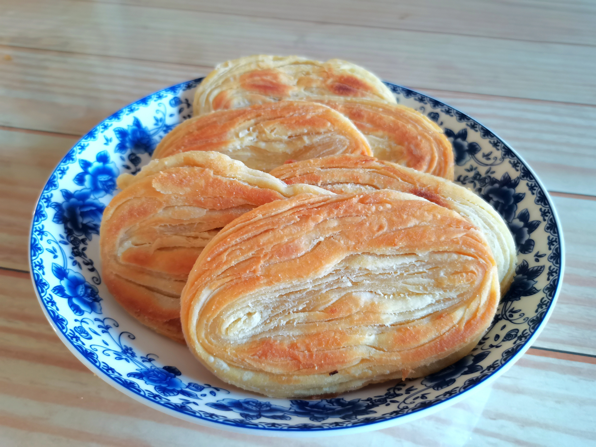 兰州烧饼的做法(外酥里嫩的烧饼家常做法)