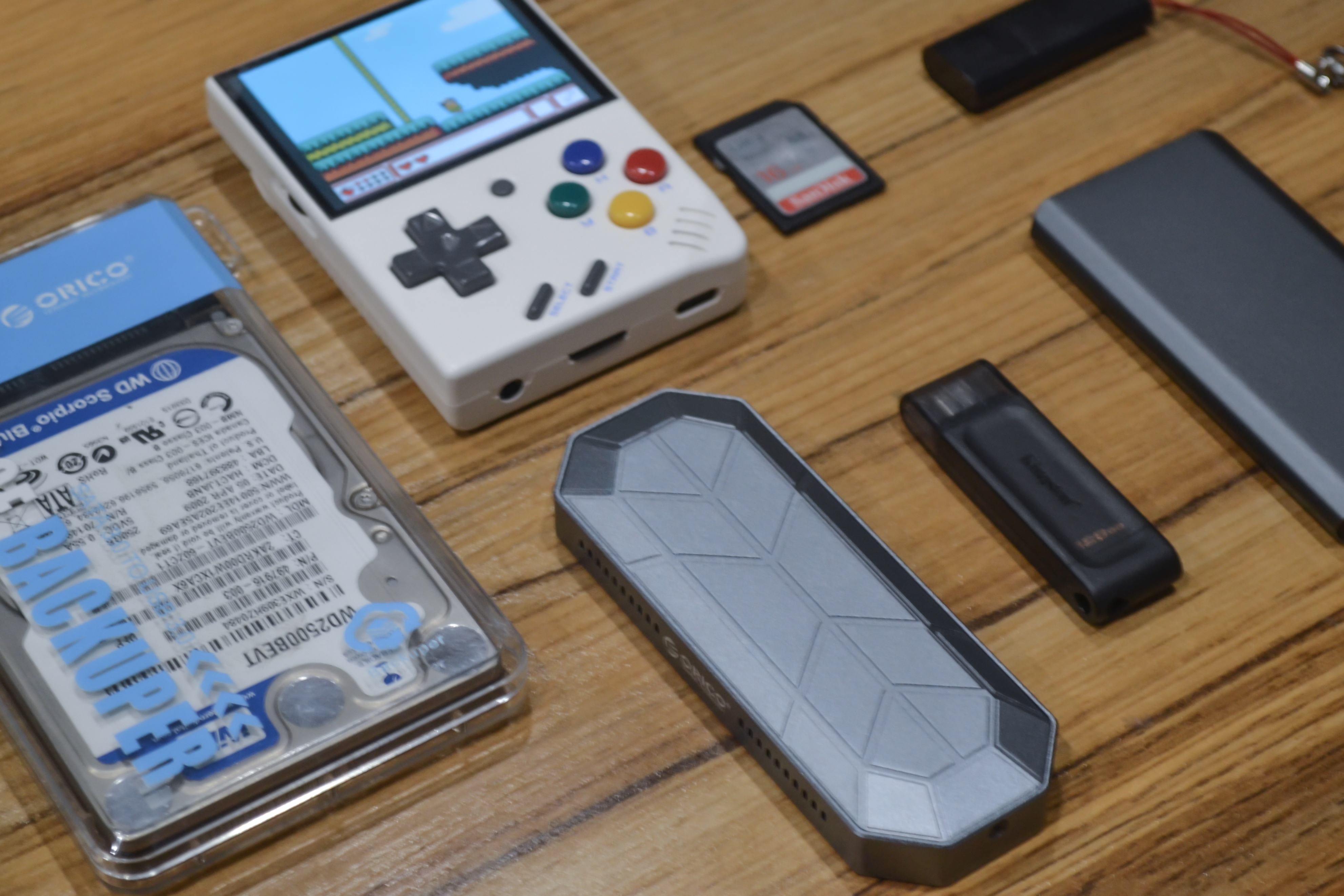 苹果Macbook分屏日常：试试ORICO奥睿科 15合一多功能扩展坞