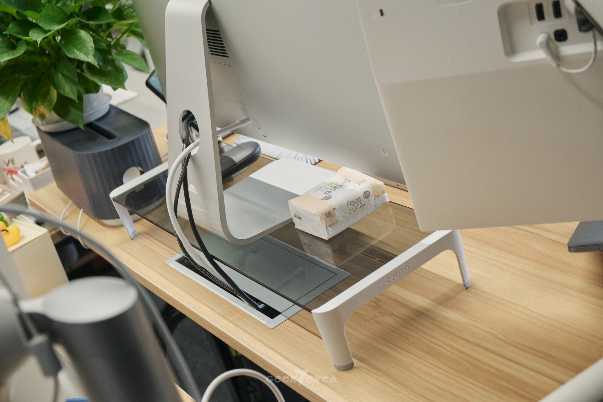 给自己一个舒服干净的办公环境，工位桌搭心得分享