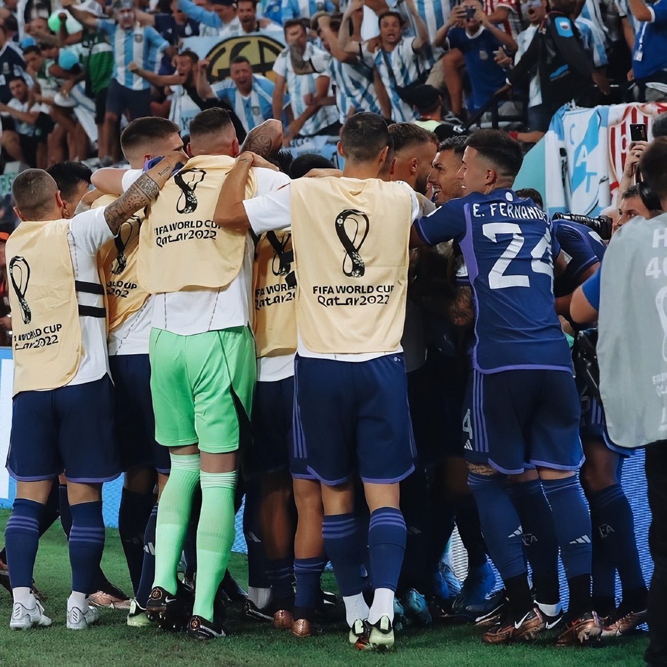 2022世界杯后会有多少人退役（时代落幕！卡塔尔世界杯成诸神黄昏，大批老将面临退役再难一舞）-趣拿体育