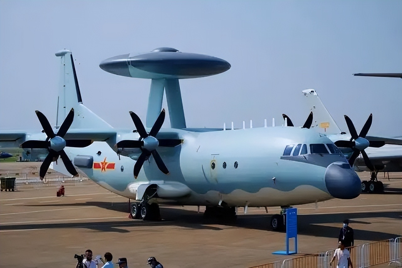 ����˫����ս�Ծ���������µĲ��Ƕ��絼�������ǡ���֪����