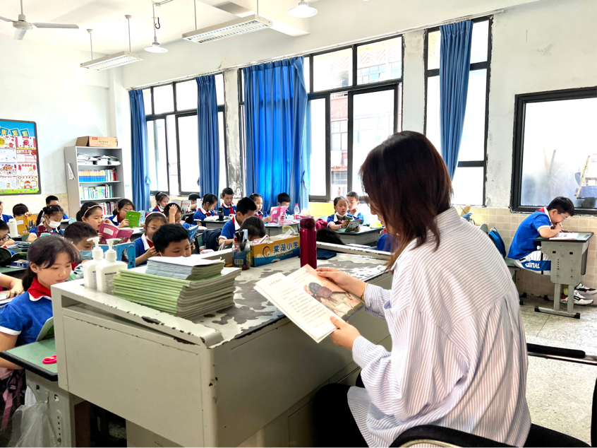 书香润泽生命 阅读成就未来｜继续走进双流区棠湖小学书香班级
