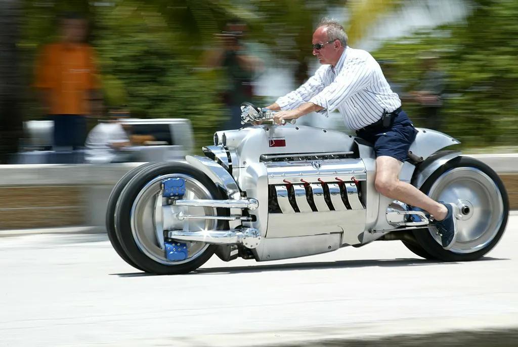 驭风者的座驾-全球速度最快的摩托车