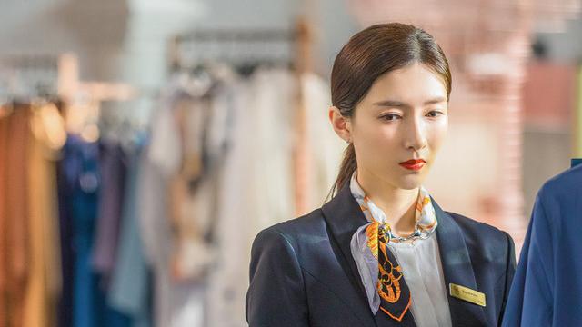 《三十而已》:读懂王漫妮的不撞南墙不回头,就能看清生活的本质