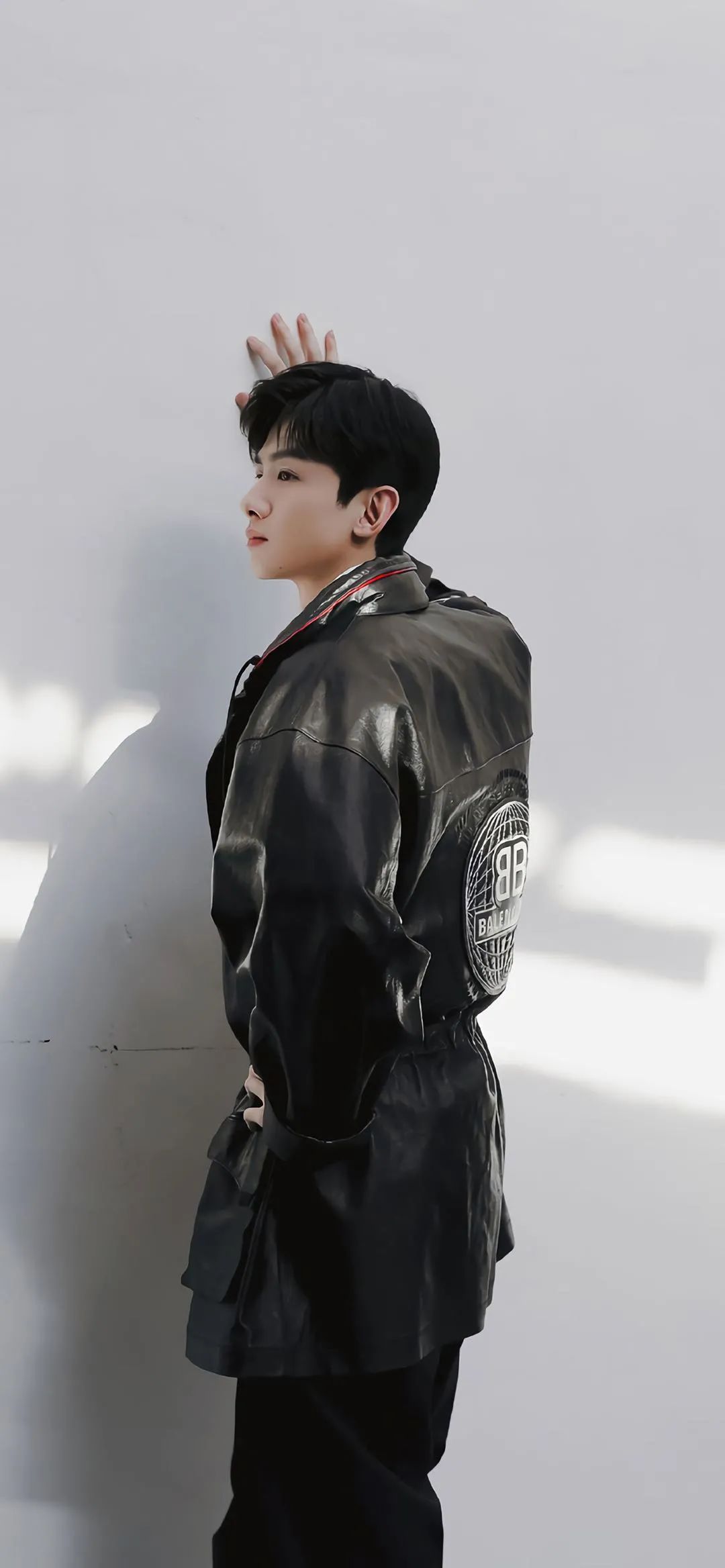 精选男明星壁纸合集｜秦霄贤｜白敬亭｜胡歌｜车银优｜陈立农