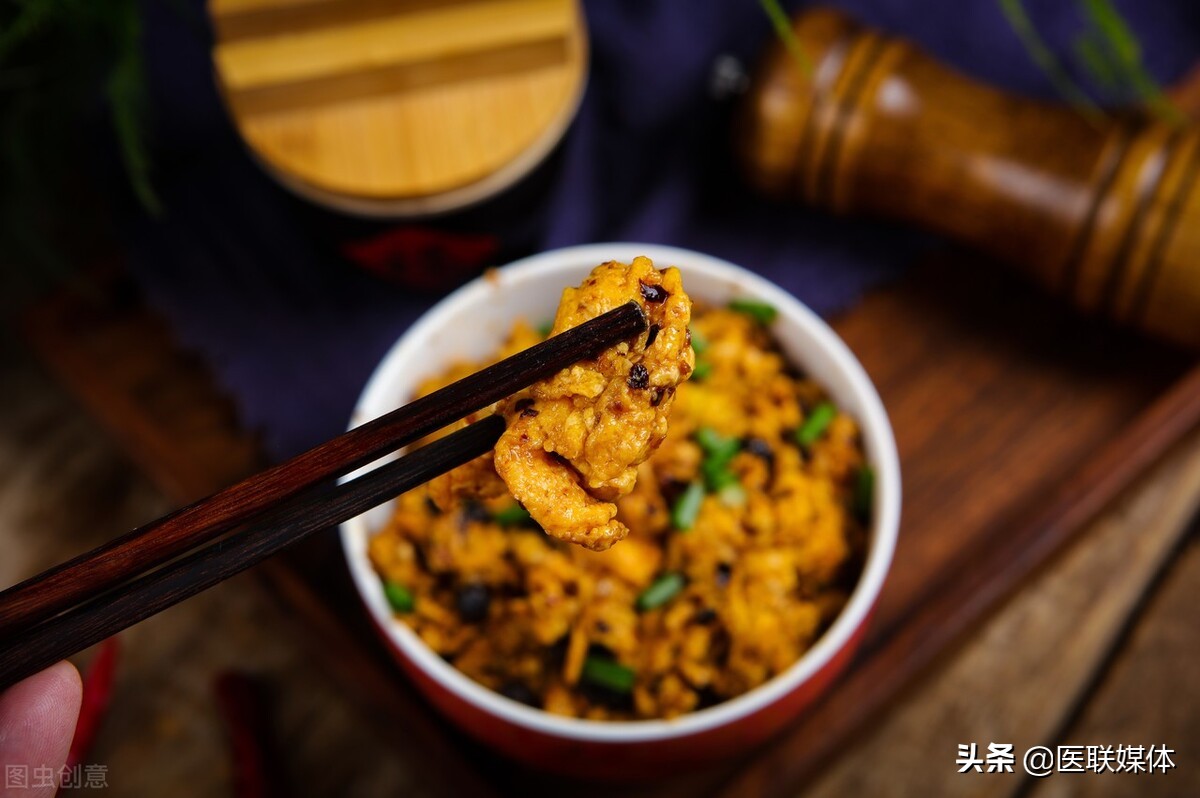 到了中老年别太节俭了，这4种食物没事多吃些，提高免疫力