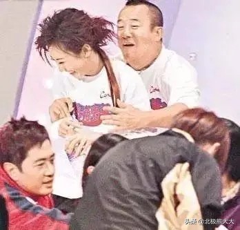 “港圈恶霸”曾志伟的为非作歹史：心灵丑陋远比外貌丑陋更可怕