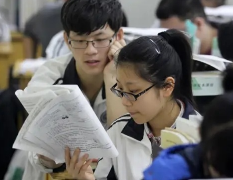 高中阶段哪个学科最难？英语学科未进前三，榜首难度指数五颗星
