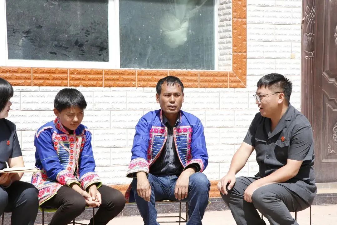 【新闻宣传走基层.他山之石】绽放的“马缨花” ——楚雄市法院洒鸡口法庭侧记