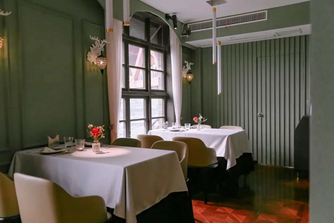 来自舌尖上的满足，只为击中你的味蕾