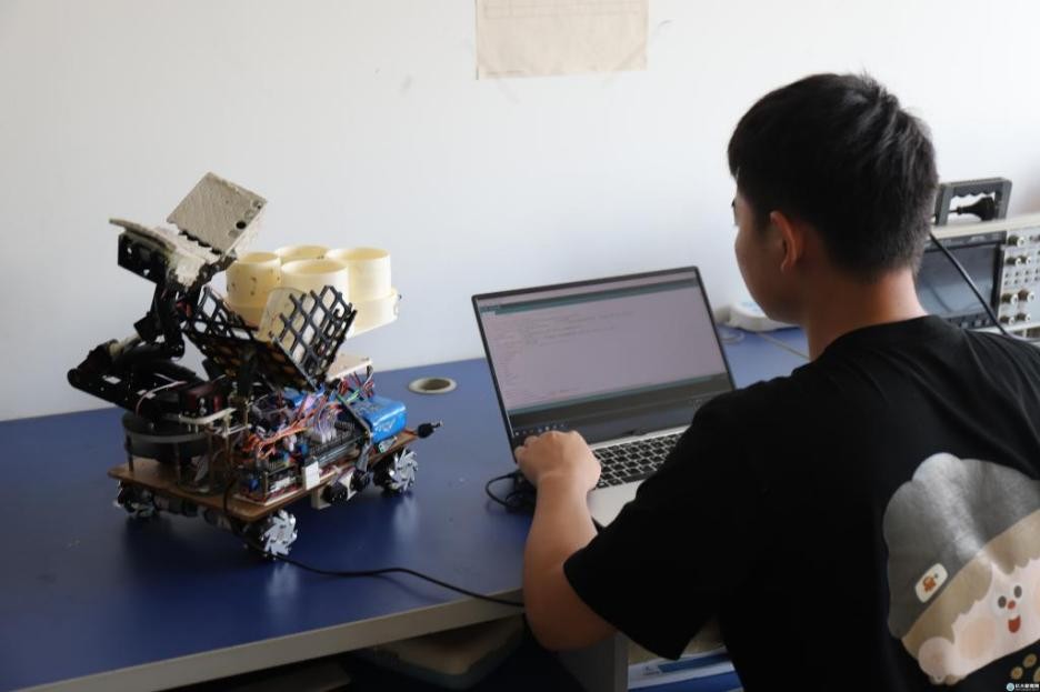 酿酒、种树、煮番茄酱！湖北这所高校“花式课堂”紧跟教育部要求