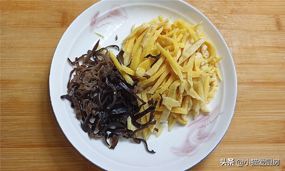 分享冬笋炒肉的好吃做法，香脆爽口鲜香下饭，炒出来多吃两碗饭