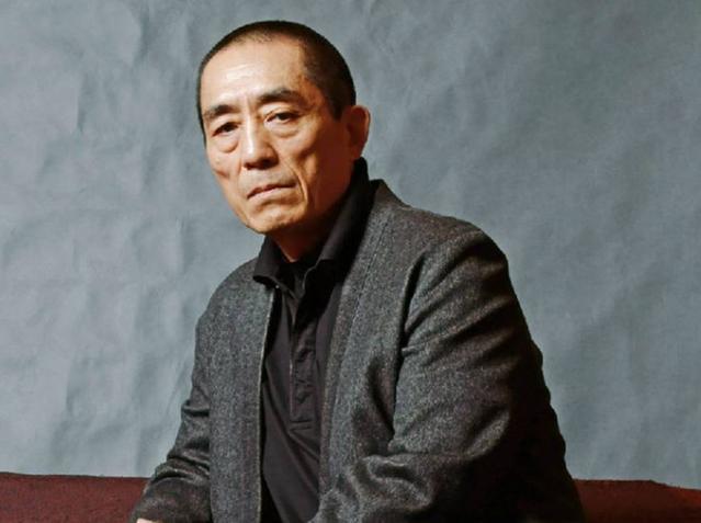 谋女郎的清纯与大气与张艺谋反复横跳的审美