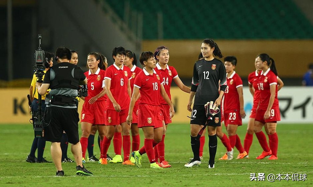 中国女足9次高居榜首(1：0到5：0！零封一条龙，女足姑娘打服台北女足，东亚杯首胜稳了)