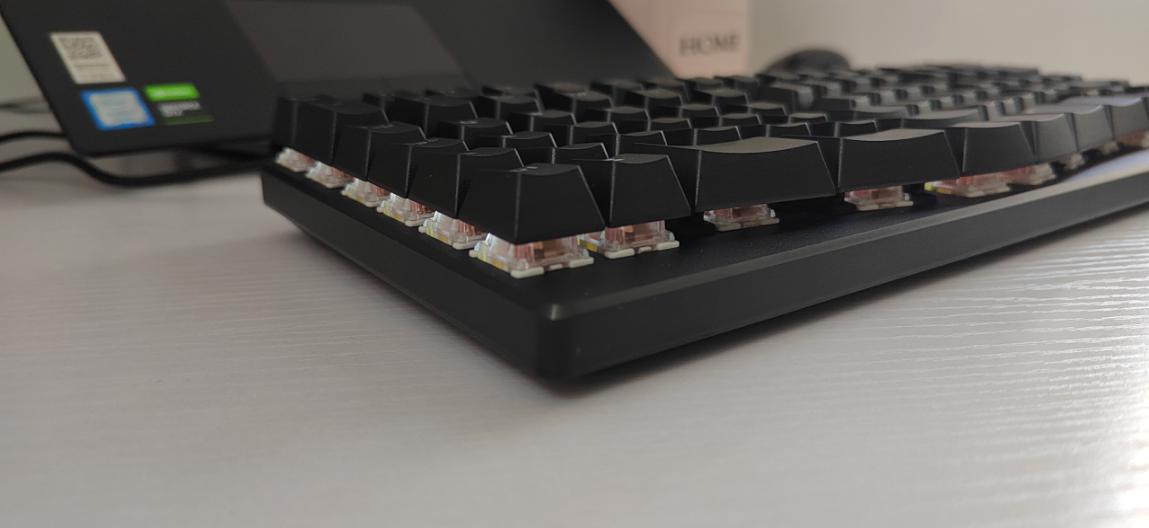 键盘还能这样设计？体验人体工学机械键盘X-Bows Lite