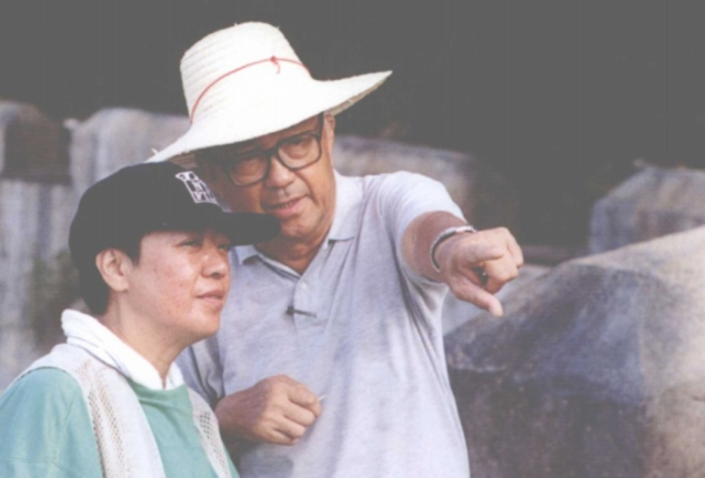 谢晋：4个子女3个低智，唯一正常的孩子患癌离世，一生比黄连还苦