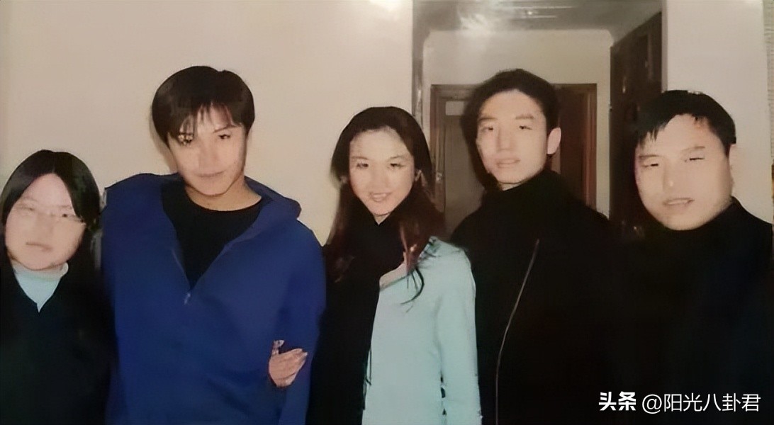 初见时青葱少年，再见时“人间油物”，这6位男星集体把路走窄了