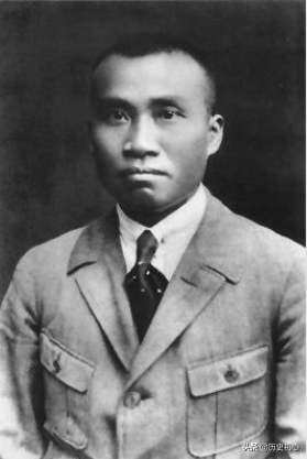 朱老总位列十大元帅之首，授衔编号却是004那么001号给了谁？