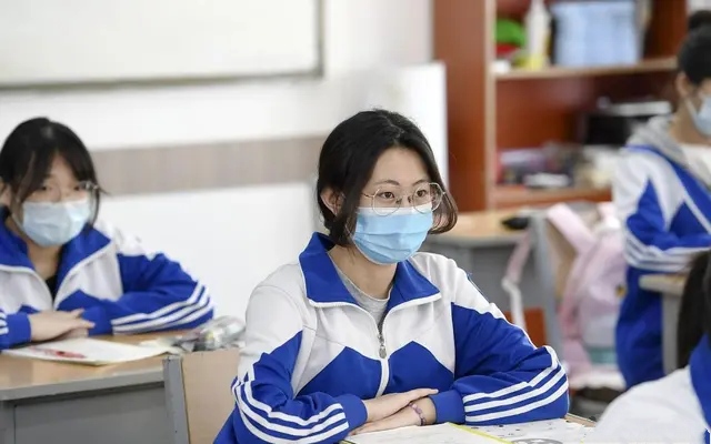 黑龙江又有疫情，两个地区的中小学停课，家长心情复杂