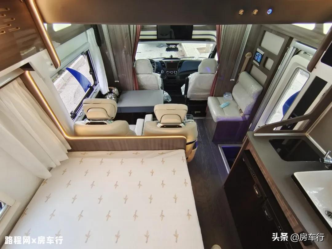 高端代名詞?這十三款進口依維柯房車各有千秋,你更喜歡哪一款呢
