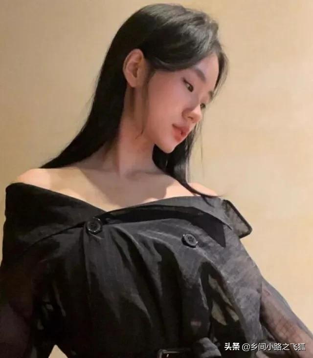 小S二女儿14岁近照曝光 俏丽亮眼侧颜有妈妈神韵