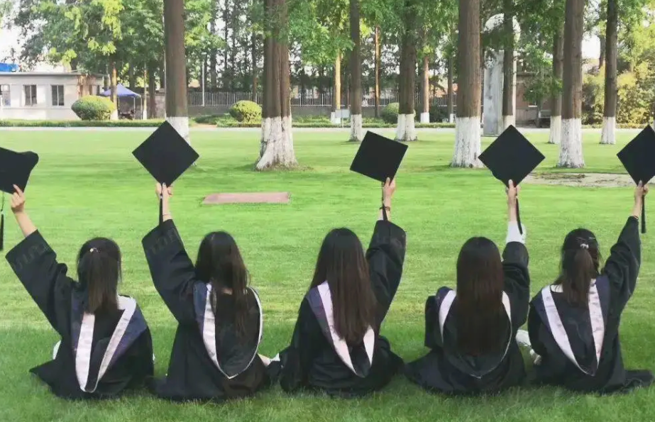 别错过“白嫖”的机会！大学毕业生可以领这些补贴，5年内才行